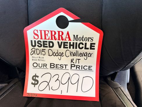 Used 2015 Dodge Challenger R/T Plus RWD image 10