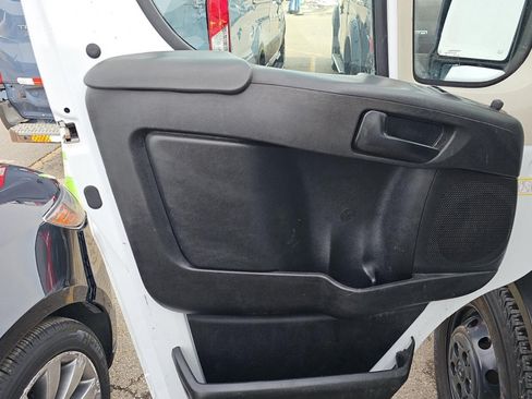 Used 2022 RAM ProMaster 2500 w/ Interior LED Lighting Group FWD image 15
