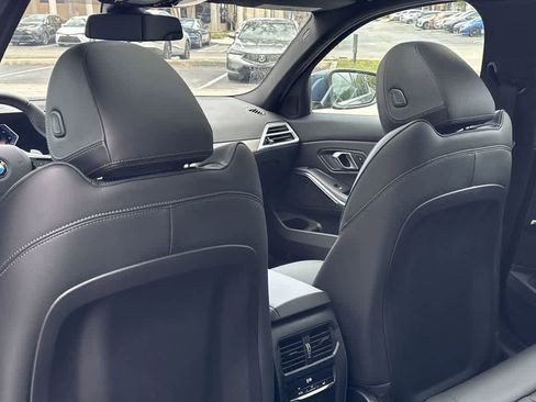 Used 2025 BMW 330i Sedan RWD image 23