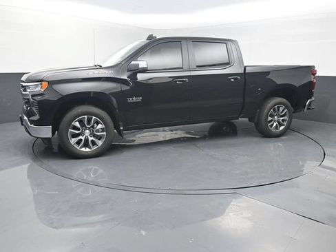 Used 2026 Chevrolet Silverado 1500 LT w/ Texas Edition Plus RWD image 2