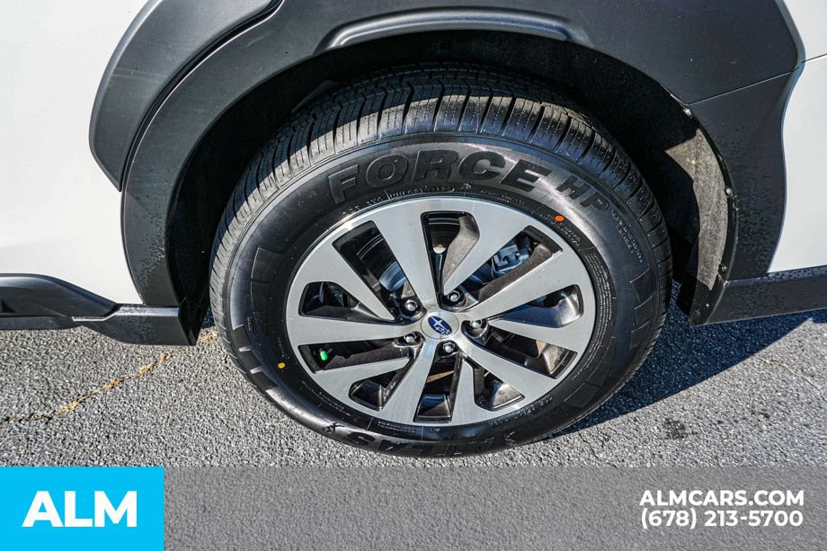 Used 2024 Subaru Outback Premium AWD/4WD image 16