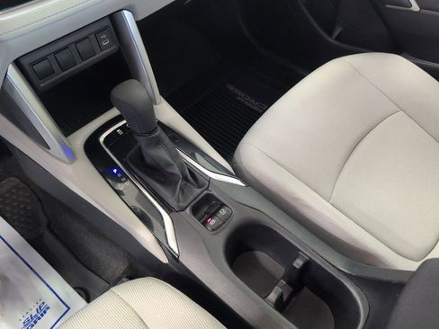 Used 2023 Toyota Corolla Cross L AWD/4WD image 23