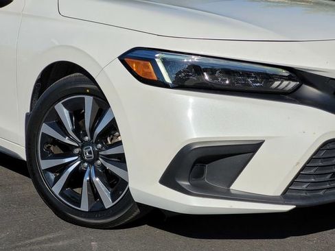 Used 2022 Honda Civic EX-L image 10