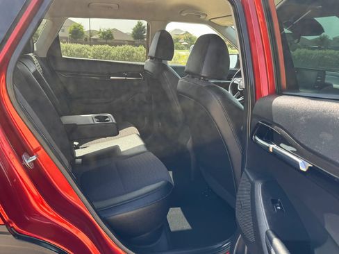 Used 2021 Kia Seltos S AWD/4WD image 38
