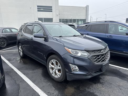 Used 2018 Chevrolet Equinox LT w/ Sun & Infotainment Package image 6
