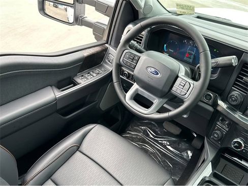 New 2025 Ford F250 Lariat w/ Lariat Ultimate Package image 13