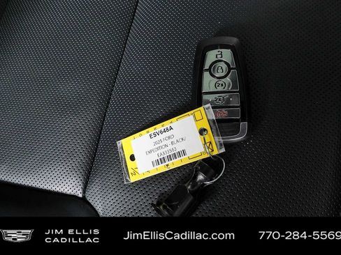 Used 2025 Ford Expedition Max Platinum w/ Stealth Appearance Package AWD/4WD image 28
