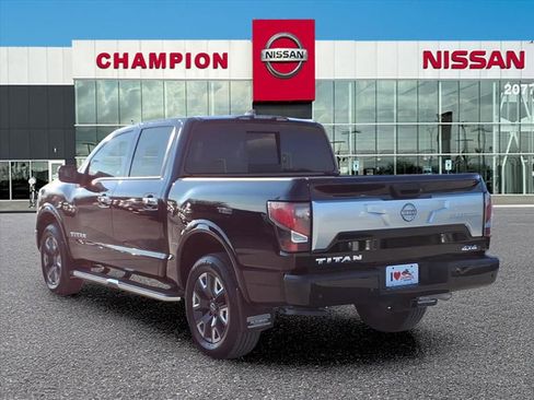 Used 2024 Nissan Titan Platinum Reserve w/ Moonroof Package image 5