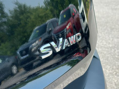 Certified 2023 Nissan Rogue SV AWD/4WD image 9