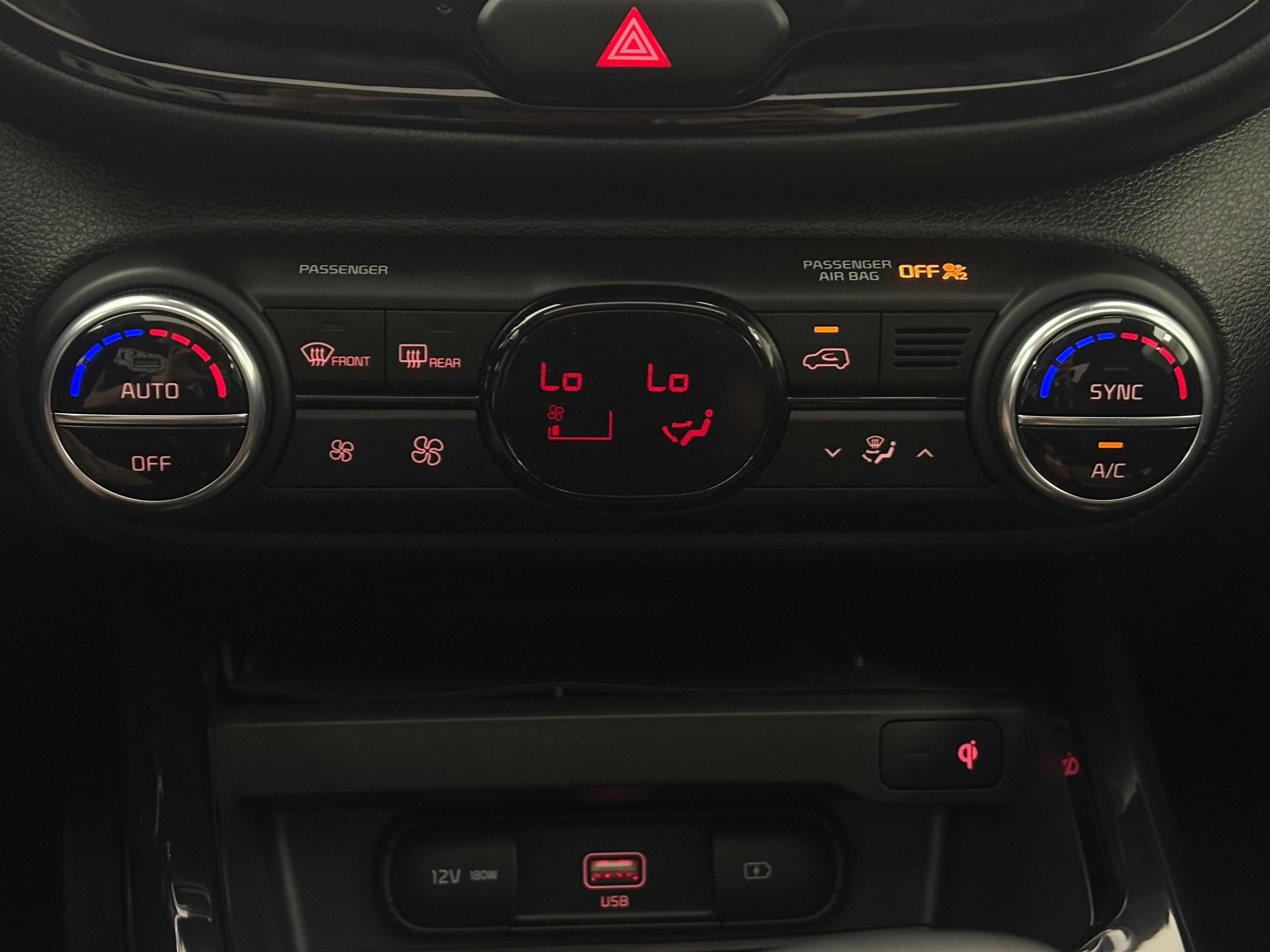 Used 2022 Kia Soul Turbo FWD image 26