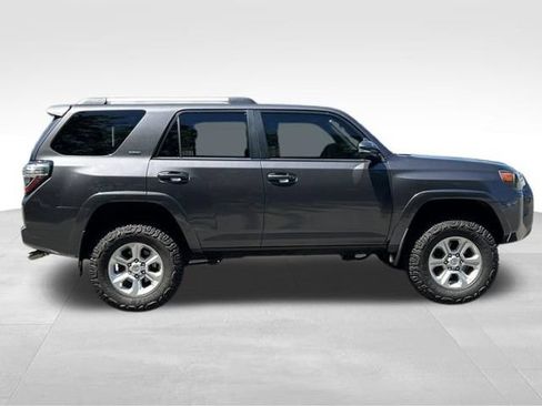Used 2019 Toyota 4Runner SR5 Premium AWD/4WD image 6