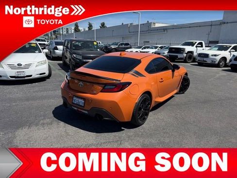 Used 2023 Toyota GR86 10th Anniversary SE image 4