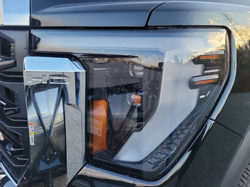 New 2026 GMC Sierra 2500 Pro w/ Convenience Package image 14