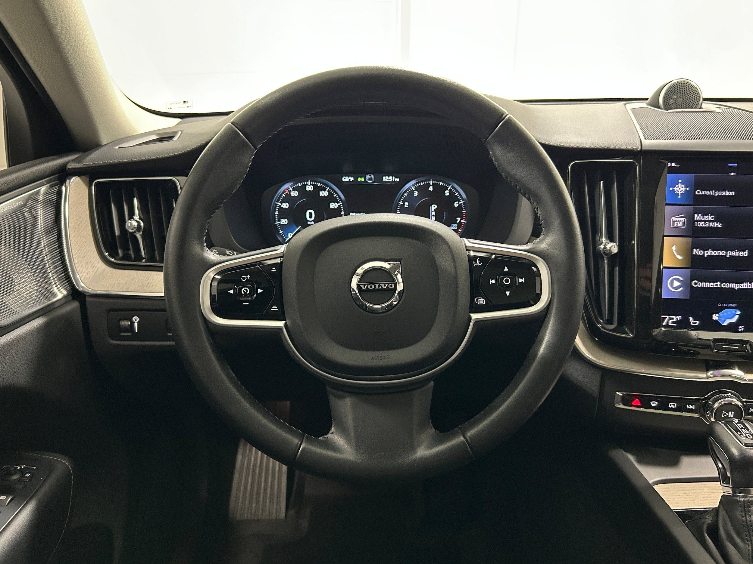 Used 2021 Volvo XC60 T5 Inscription AWD/4WD image 13