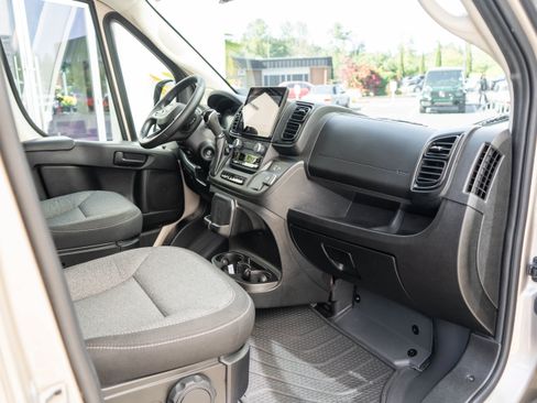 Used 2023 RAM ProMaster 3500 w/ Driver Convenience Group FWD image 41