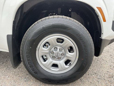 New 2026 Nissan Frontier S AWD/4WD image 10