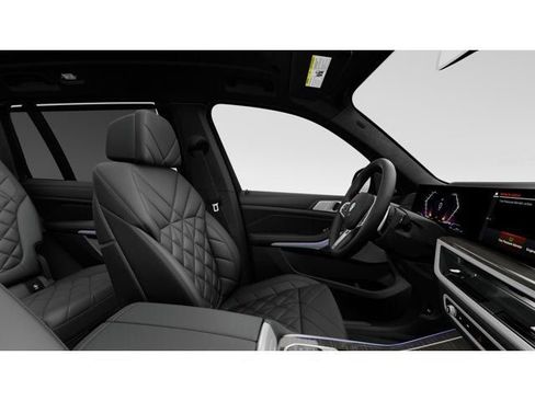 New 2026 BMW X7 xDrive40i w/ M Sport Package AWD/4WD image 10