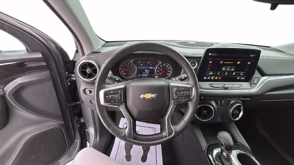 Used 2023 Chevrolet Blazer LT w/ Driver Confidence Package FWD image 8