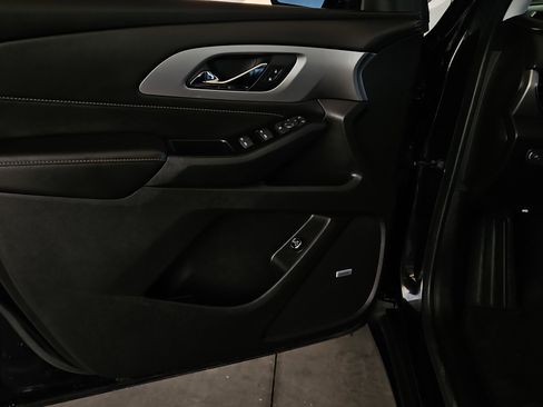 Used 2019 Chevrolet Traverse RS w/ LPO, Cargo Package image 6