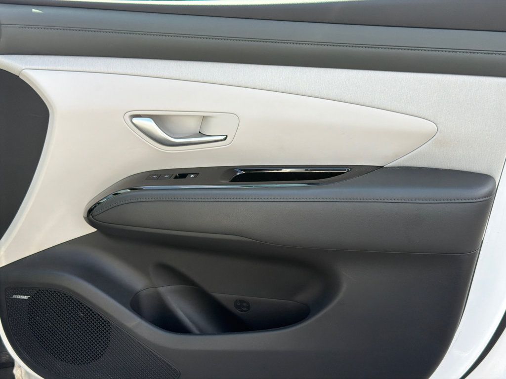 Used 2025 Hyundai Tucson Limited FWD image 16