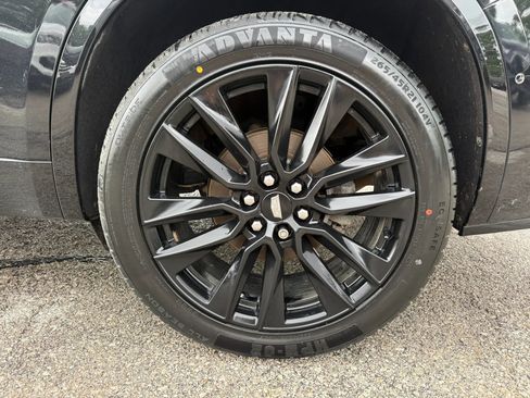 Used 2020 Cadillac XT6 Sport w/ Platinum Package AWD/4WD image 29