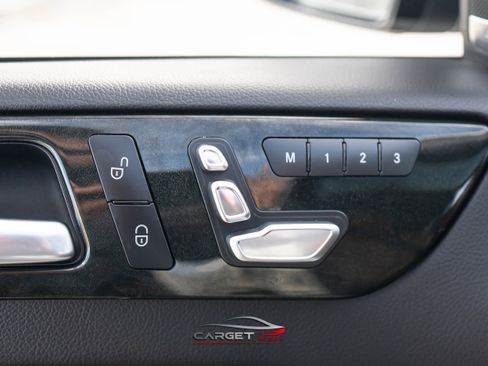 Used 2019 Mercedes-Benz GLE 43 AMG 4MATIC w/ Premium 3 Package image 43