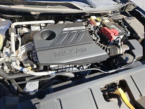 Used 2022 Nissan Rogue SV image 21