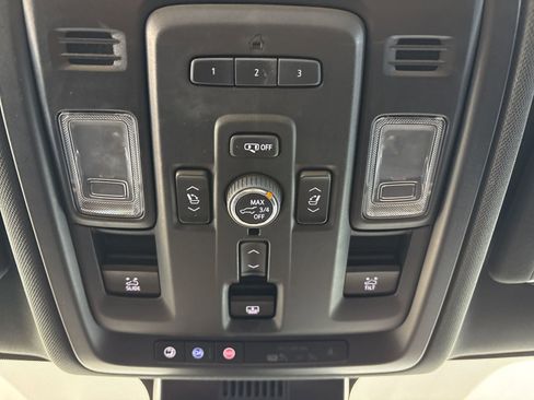 Used 2023 Chevrolet Tahoe High Country image 26