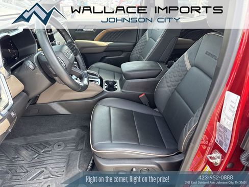 Used 2026 GMC Canyon Denali AWD/4WD image 13