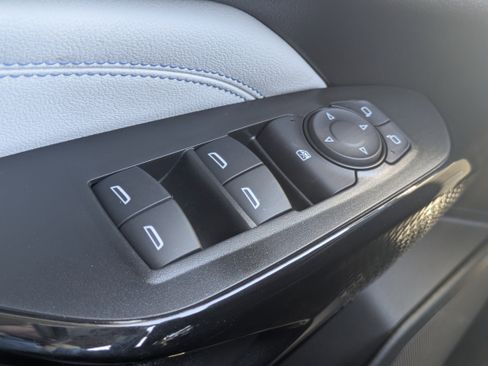 New 2026 Chevrolet Trax LT w/ Driver Confidence Package image 14