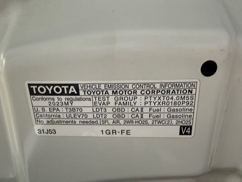 Used 2023 Toyota 4Runner SR5 Premium w/ Moonroof Package image 43