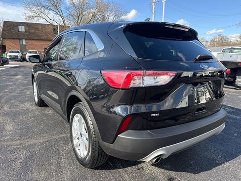 Used 2022 Ford Escape SE w/ Convenience Package image 9