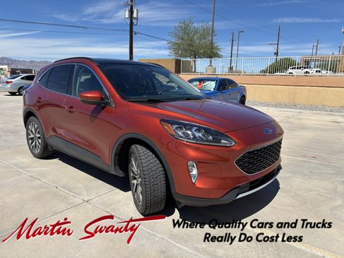 Used 2020 Ford Escape Titanium AWD/4WD image 1