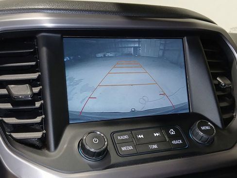 Certified 2017 GMC Acadia SLT image 26