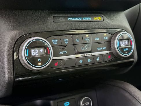 Certified 2021 Ford Escape SE w/ Convenience Package image 18