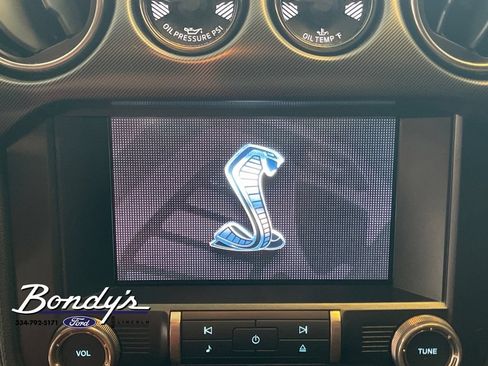 Used 2021 Ford Mustang Shelby GT500 w/ Technology Package RWD image 5