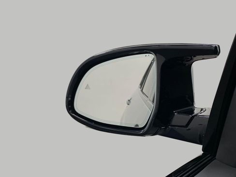 Certified 2026 BMW X7 M60i AWD/4WD image 21