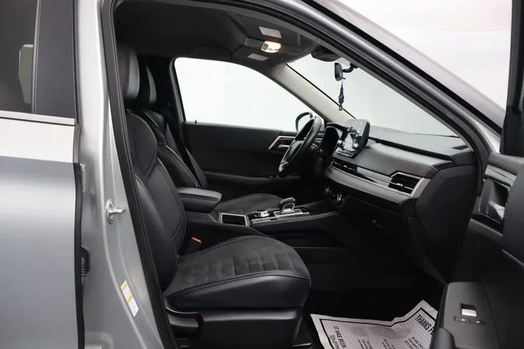 Used 2024 Mitsubishi Outlander FWD image 17