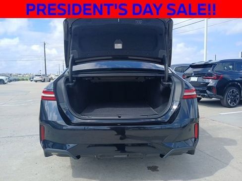 Used 2024 BMW 530i w/ M Sport Package image 11