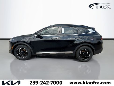 New 2026 Kia Sportage EX w/ EX Panorama Roof Package image 2