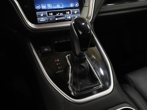 Used 2024 Subaru Outback Limited image 24