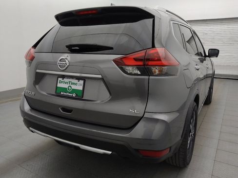 Used 2018 Nissan Rogue SL FWD image 9