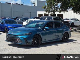 Used 2025 Toyota Camry SE w/ Convenience Package FWD video 1