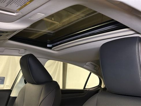 Certified 2024 Lexus ES 350 w/ Premium Package image 6