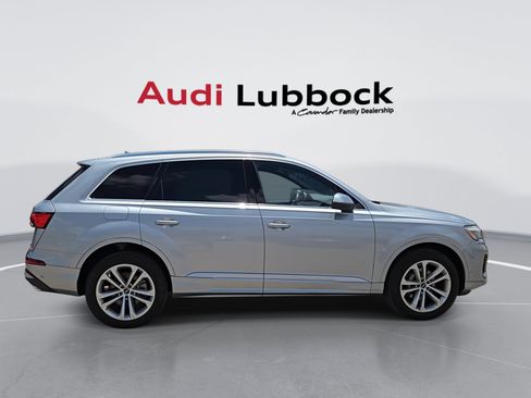 Certified 2025 Audi Q7 2.0T Premium Plus AWD/4WD image 9