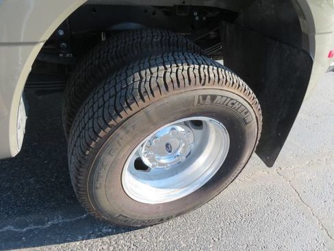 Used 2026 Ford F350 XLT w/ FX4 Off-Road Package AWD/4WD image 12