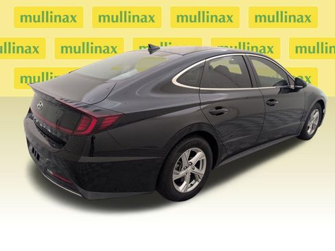 Used 2021 Hyundai Sonata SE image 3