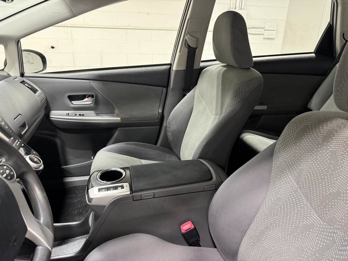Used 2012 Toyota Prius V Three FWD image 13