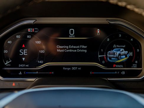 Used 2025 GMC Sierra 3500 Denali w/ Technology Package image 20