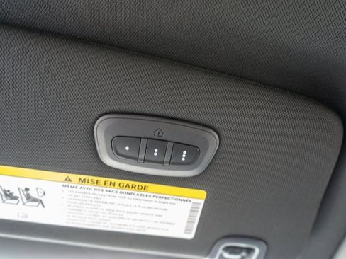 New 2026 Chrysler Pacifica Select image 28